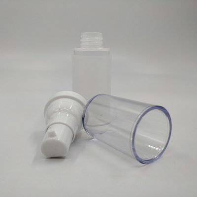 30 ml, 50 ml, 60 ml butelki z wodą i wodą