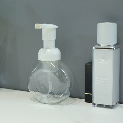Fabryka hurtowe pojemniki do pielęgnacji skóry 80 ml plastikowe butelki z płynami do płynu do płynu do płynu 100 ml PET butelki z pompą do produktów kosmetycznych