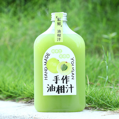 500 ml butelki z mlekiem z rękojeścią i pojemnością 120 ml