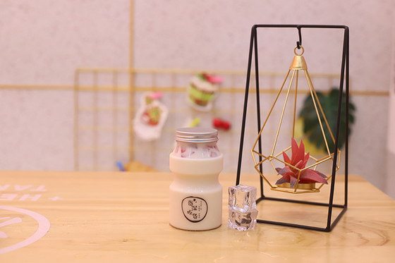 Wygodne średnie butelki herbaty z mlekiem z śrubą na pokrywie pojemność 0,5 kg