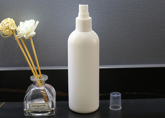 OEM ODM Pusta biała plastikowa butelka z rozpylaczem PET 100 ml 150 ml