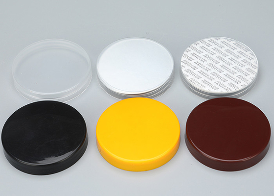 Plastikowe pojemniki na słoiki o szerokości 65 mm do suchego masła orzechowego