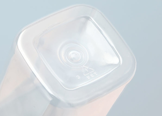 Puste przezroczyste plastikowe butelki na balsam z dozownikiem pompy
