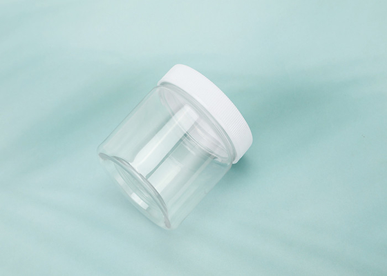Pojemniki z plastikowych słoików z aluminiowymi pokrywkami